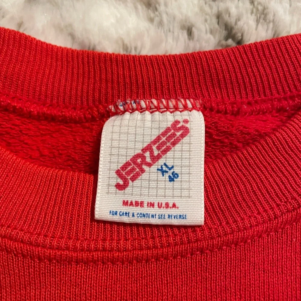 Vintage 80s Disney Mickey Mouse Red Crewneck Jerzees Pullover Sweatshirt - Picture 4 of 8